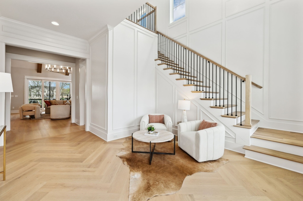 Defatta custom home in Murfreesburo entryway