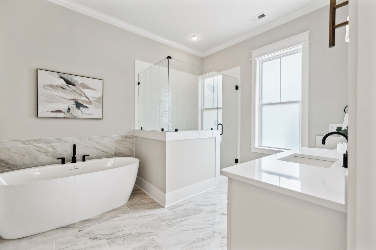 Defatta custom home in Murfreesboro master bathroom