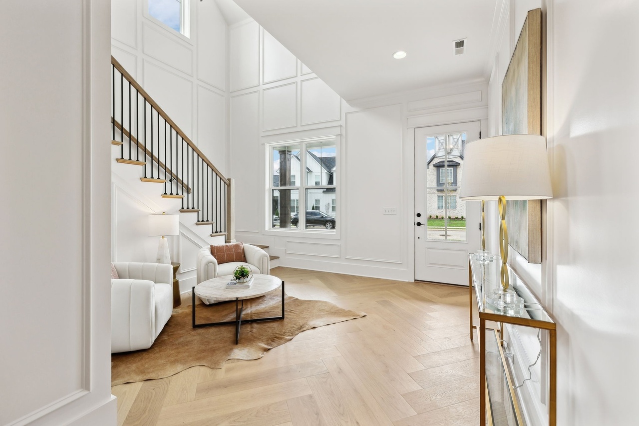 Defatta custom home in Murfreesburo entryway and front door