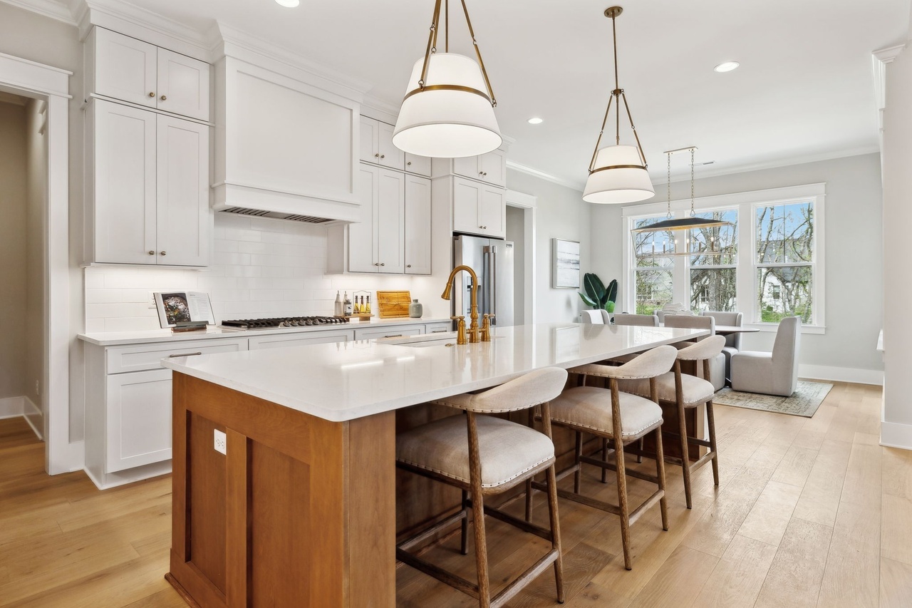 Defatta custom home in Murfreesboro kitchen